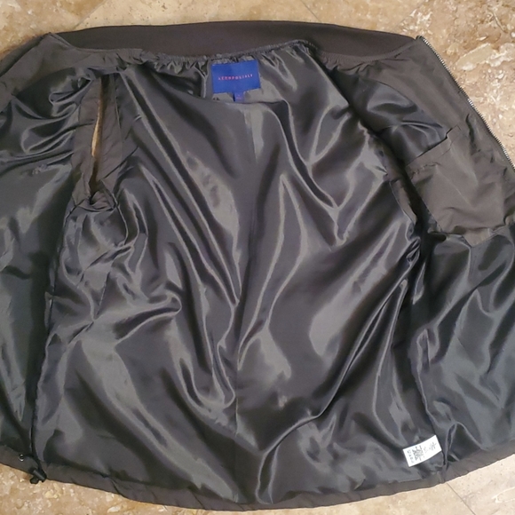 Dark Green Vest - Picture 2 of 6